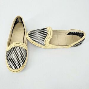 Eileen Fisher Etch Mirrored Perforated Honeycomb Espadrilles Flats $199 Sz 6